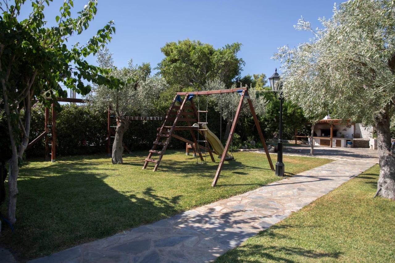 Seaside Haven Kineta Villa Buitenkant foto